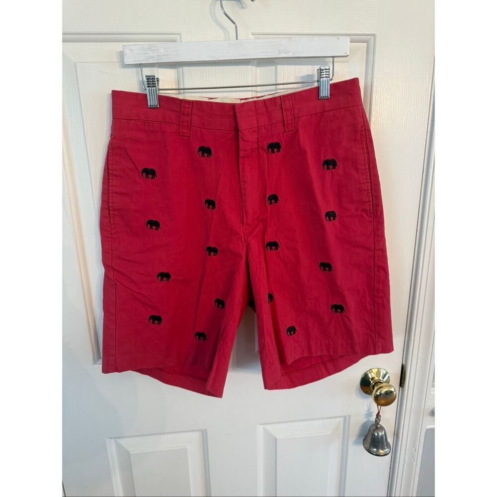 Orvis Red Black Elephant Embroidered Chino Shorts sz 32 EUC
